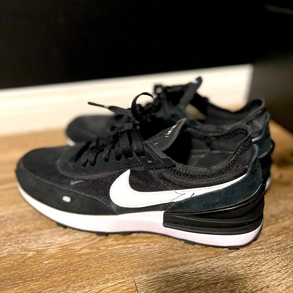 Nike Waffle One